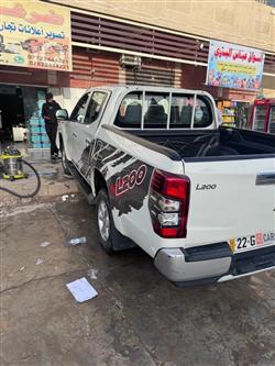 میتسوبیشی L200